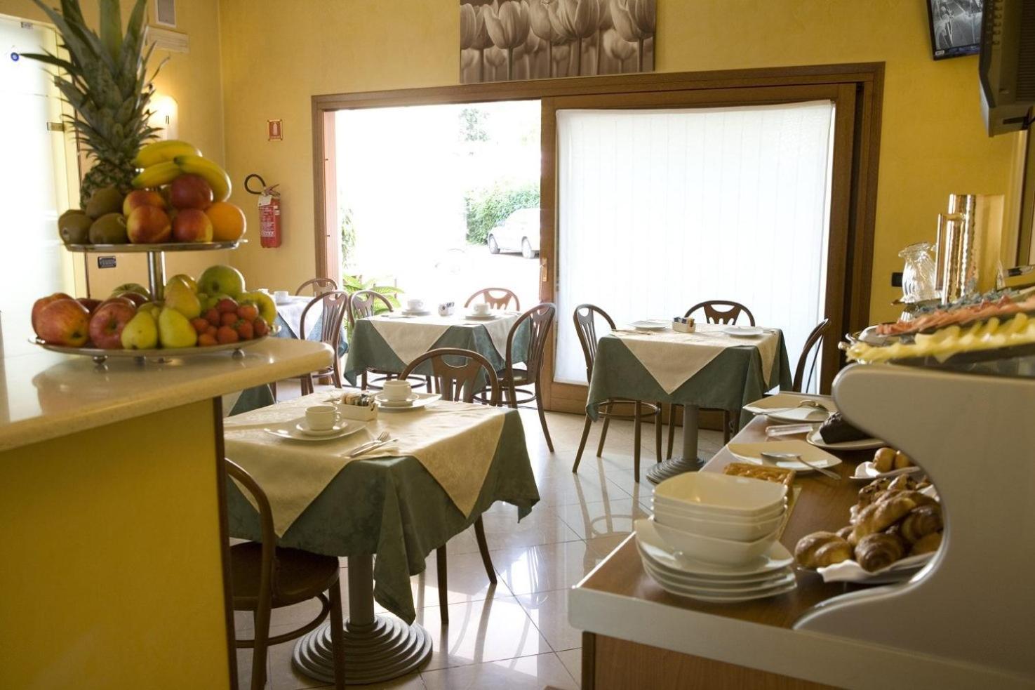 Hotel Cris Mestre Dış mekan fotoğraf