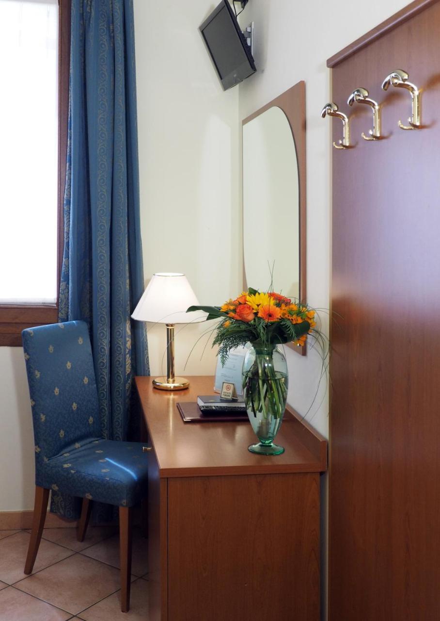Hotel Cris Mestre Dış mekan fotoğraf